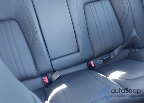 2022 Maserati Ghibli Modena Q4 z USA, uszkodzony, nr VIN ZAM57YTMXNX394468